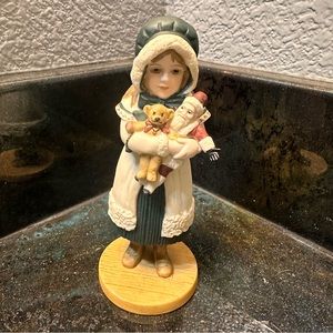 Jan Hagara “Noel” Limited Edition Porcelain Christmas Figurine Vintage